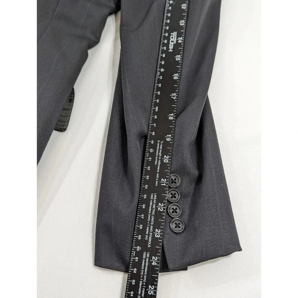 Hart Schaffner Marx Gold Trumpeter Mens Charcoal Self stripe‎ Dark Gray USA 42R